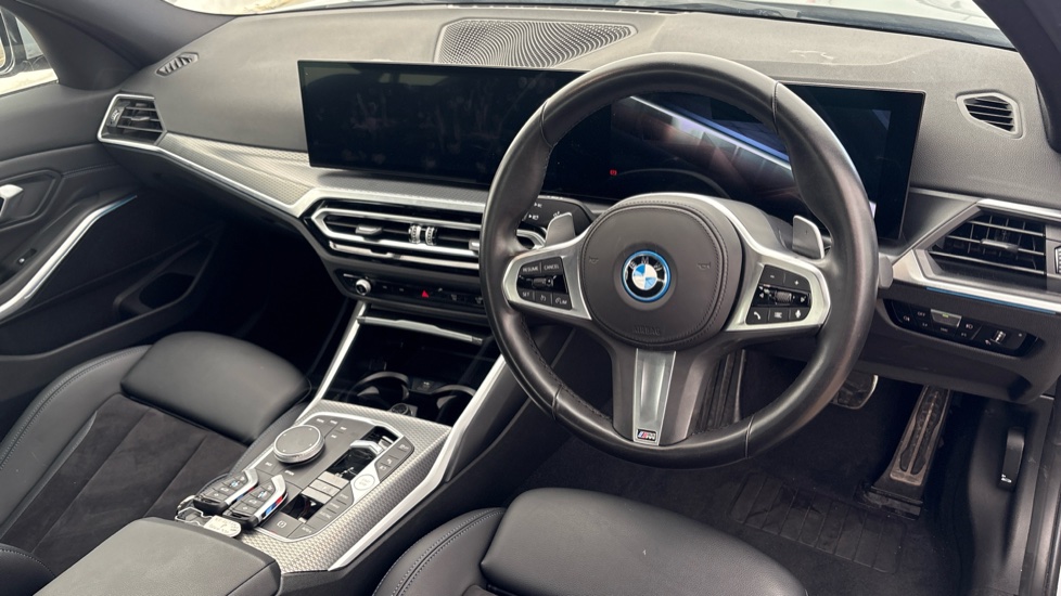 BMW 3 SERIES Image 9