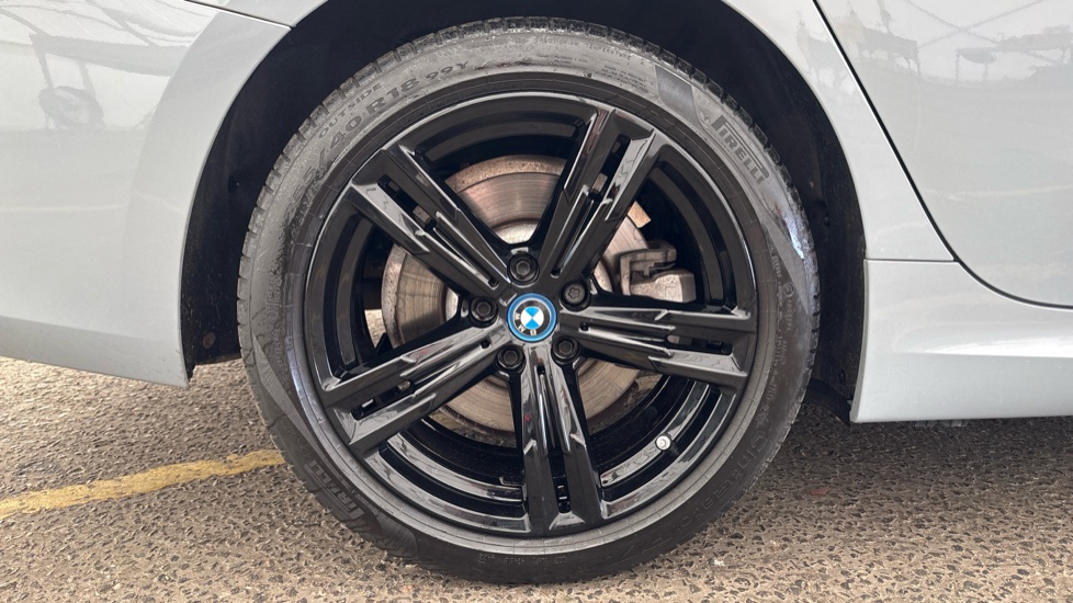 BMW 3 SERIES Image 19