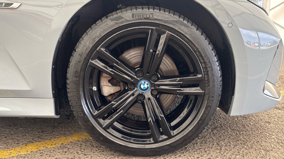 BMW 3 SERIES Image 20