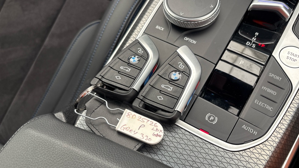 BMW 3 SERIES 2 keys available