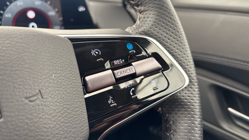 NISSAN ARIYA Cruise control