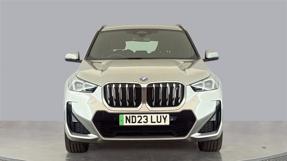 BMW iX1 Image 8