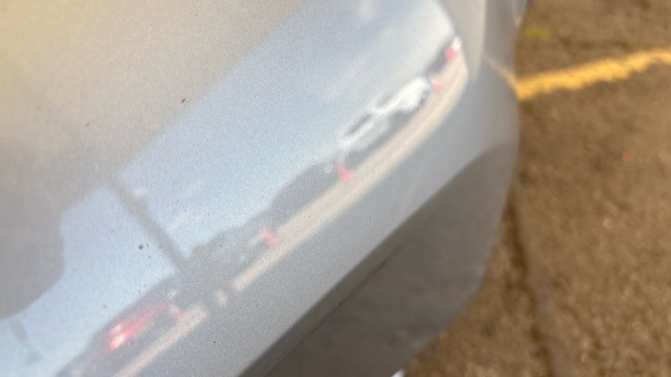 BMW iX1 chips