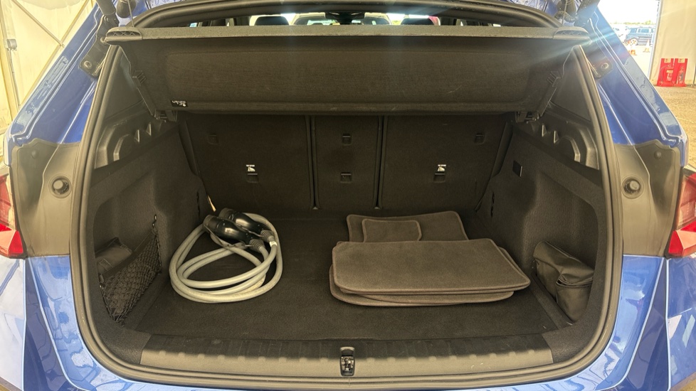 BMW iX1 Image 15