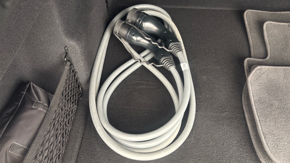 BMW iX1 Image 22