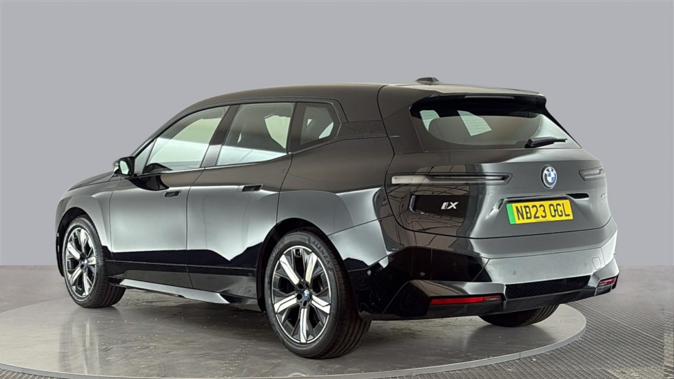 BMW iX Image 3
