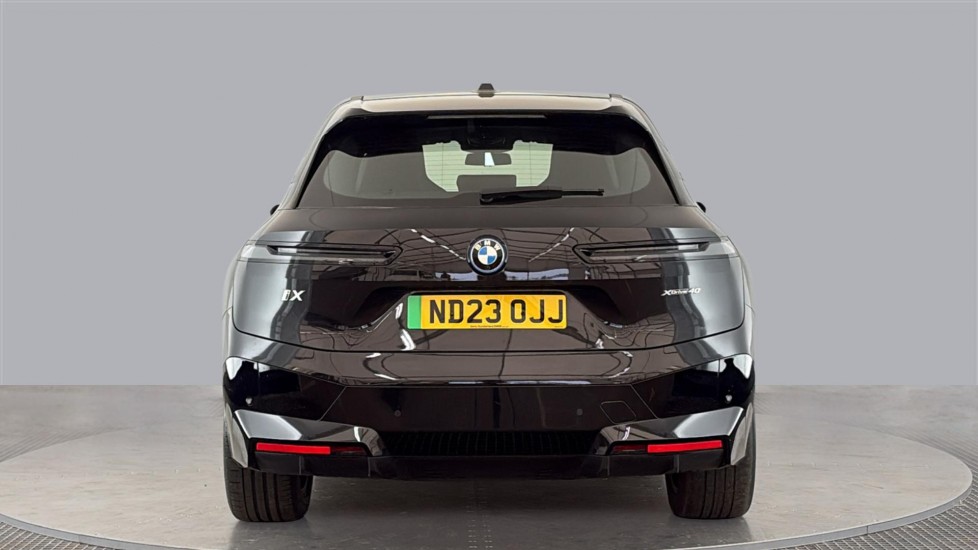 BMW iX Image 4