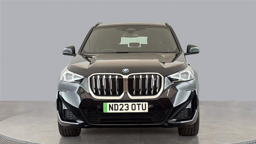 BMW iX1 Image 8