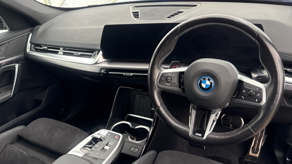 BMW iX1 Image 9