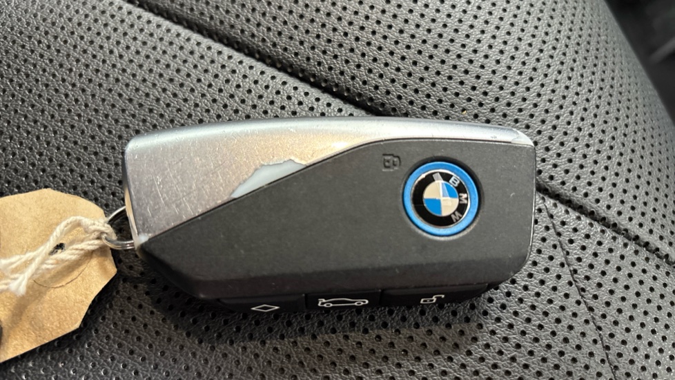 BMW iX ESTATE 240kW xDrive40 M Sport 76.6kWh 5dr Auto