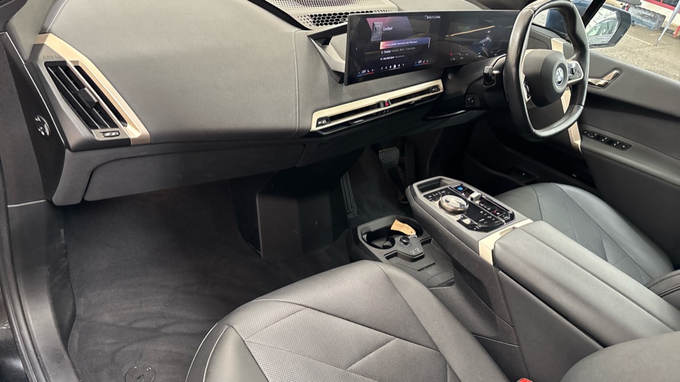 BMW iX ESTATE 240kW xDrive40 M Sport 76.6kWh 5dr Auto