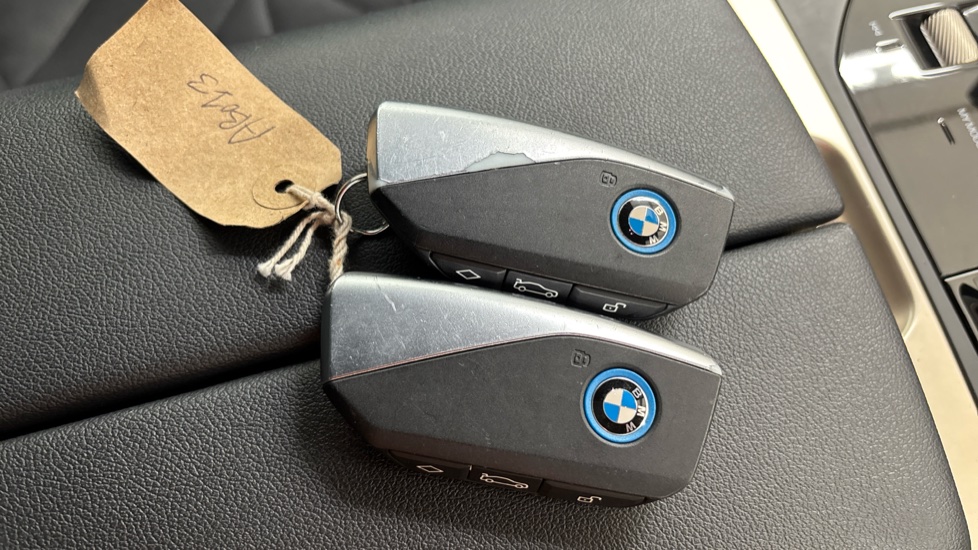 BMW iX ESTATE 240kW xDrive40 M Sport 76.6kWh 5dr Auto