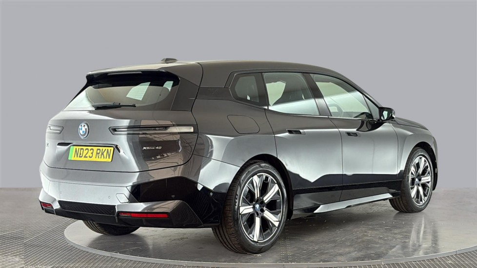 BMW iX Image 5