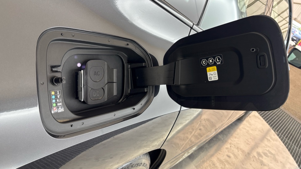 BMW iX Image 21
