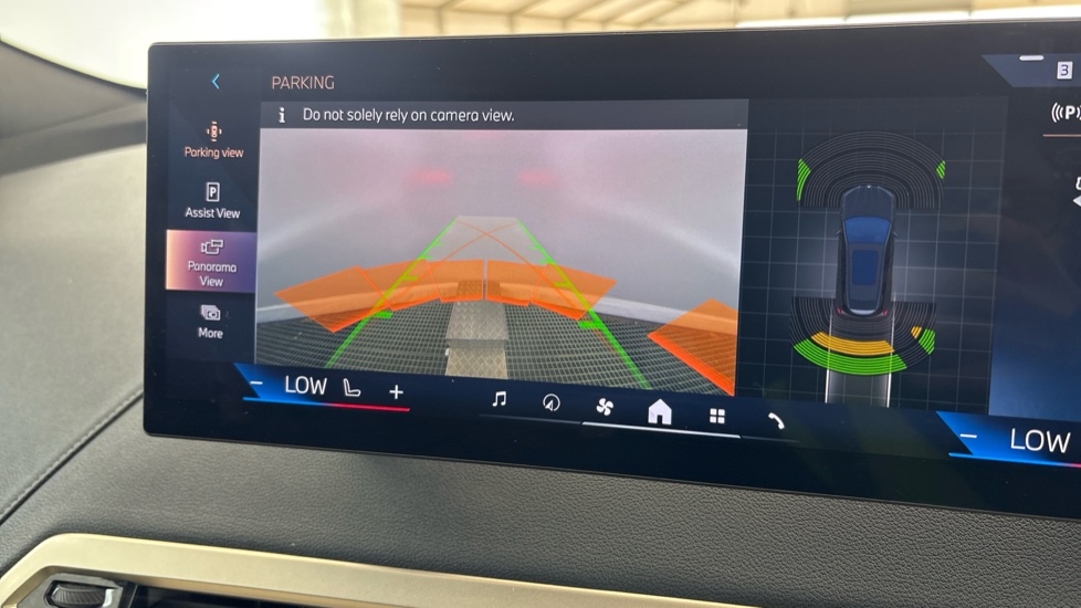 BMW iX reverse camera