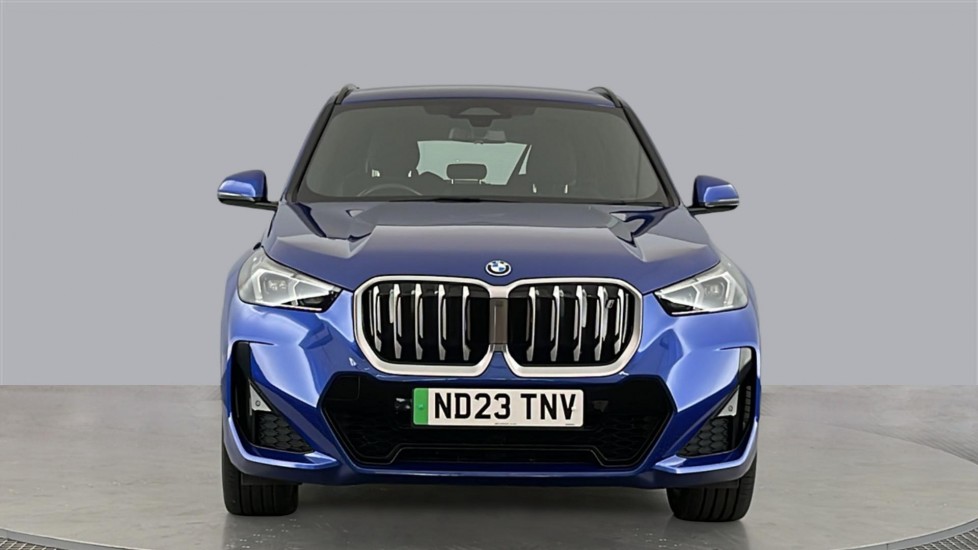 BMW iX1 Image 8