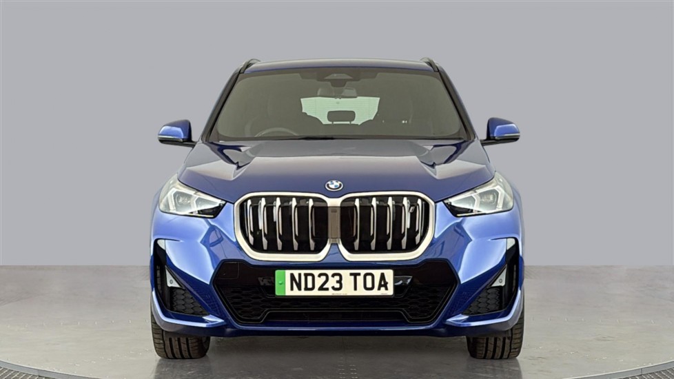 BMW iX1 Image 8