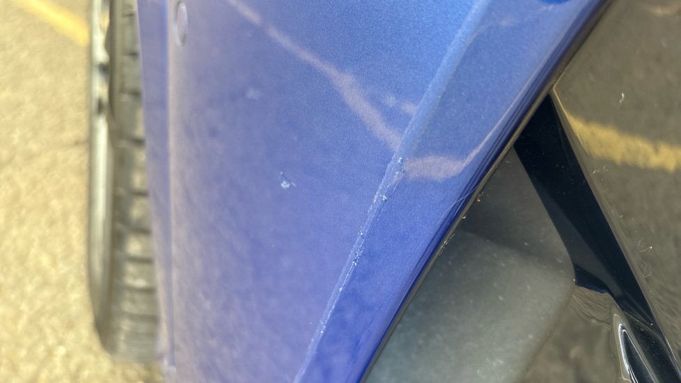 BMW iX1 Scuff