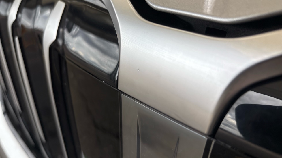 BMW iX1 Multiple chips
