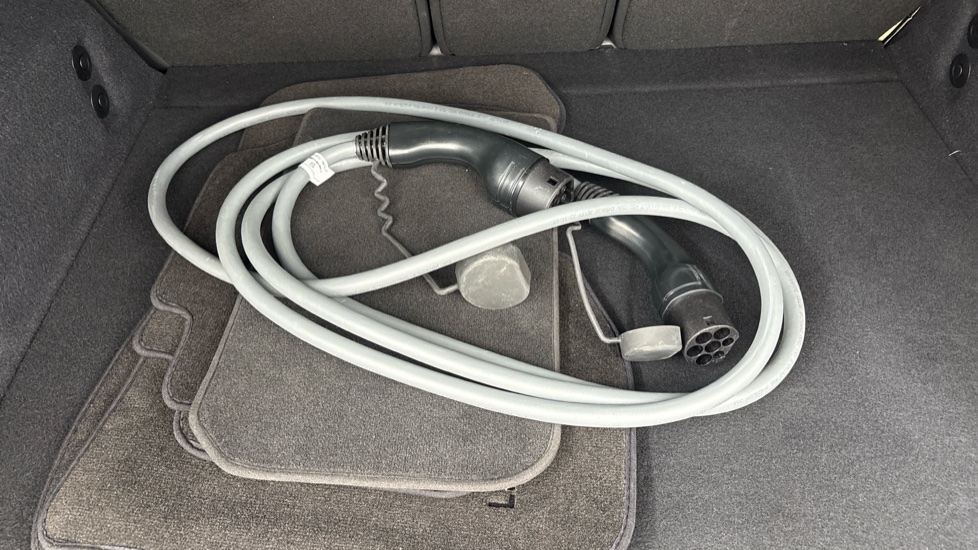 BMW iX1 Image 22