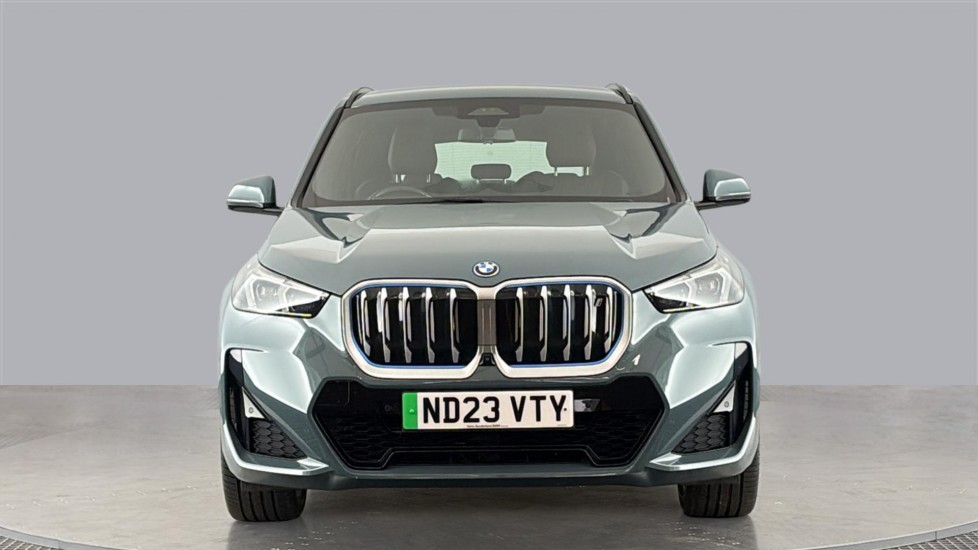 BMW iX1 Image 8