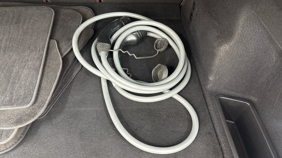 BMW iX1 Image 22