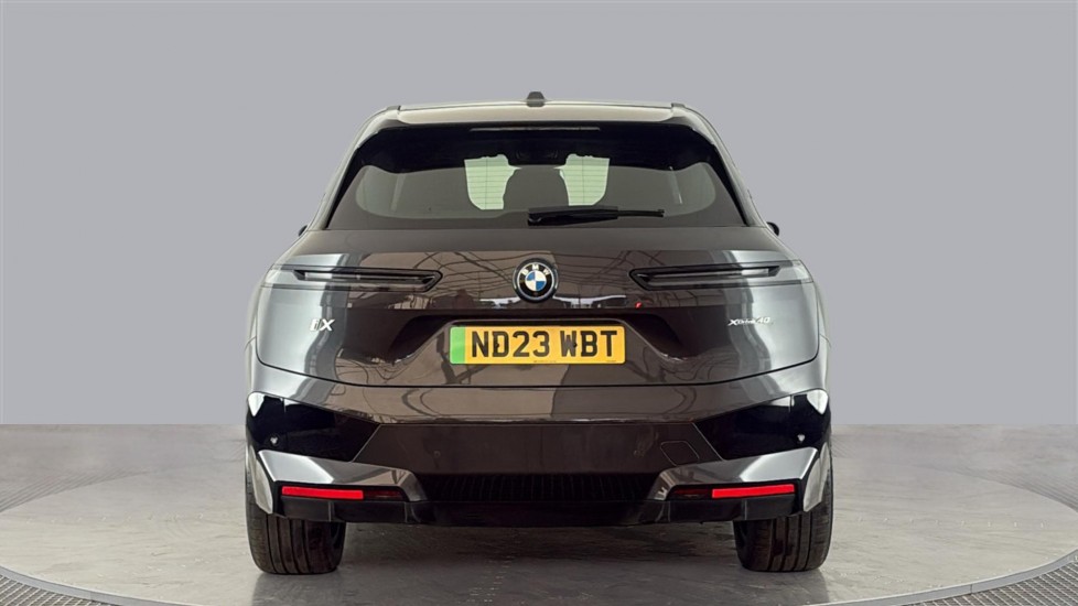 BMW iX Image 4
