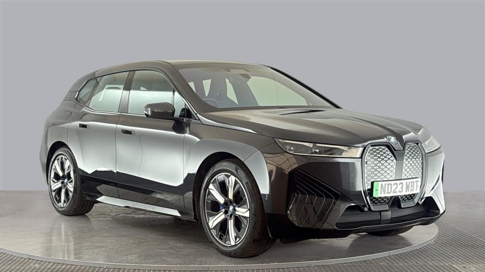 BMW iX Image 7