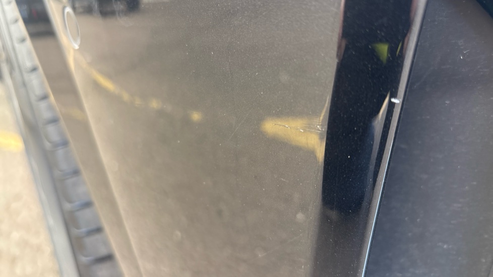 BMW iX1 chips and scratches