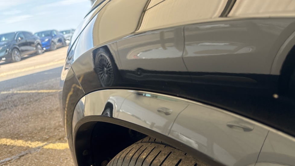 BMW iX1 dent