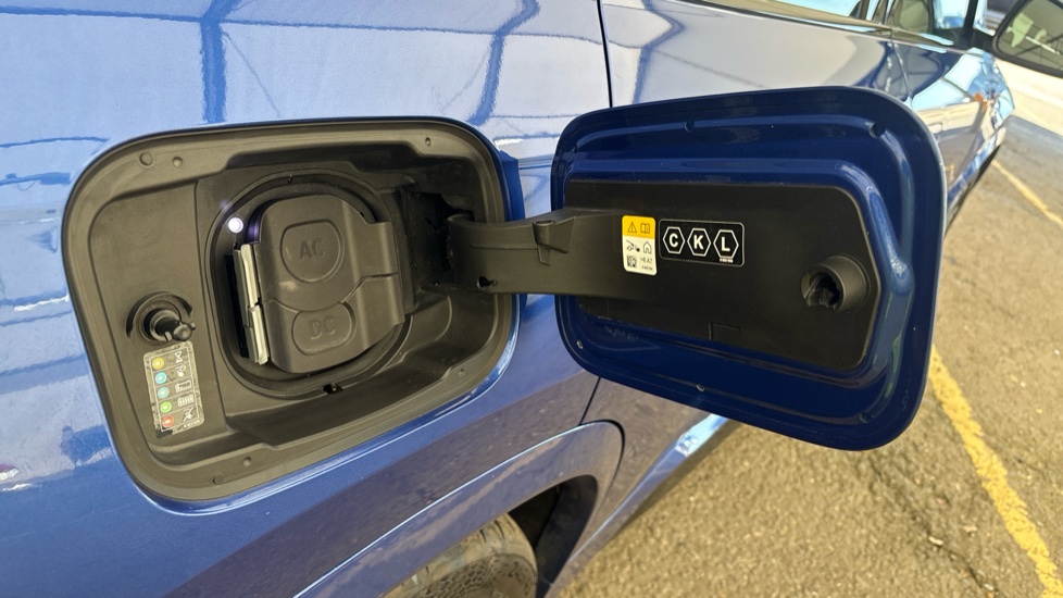 BMW iX1 Image 21