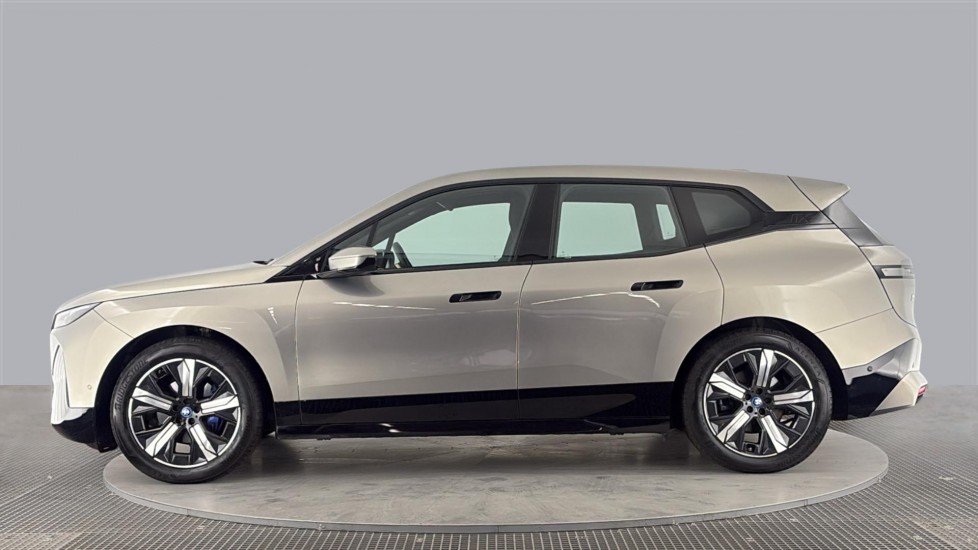 BMW iX ESTATE 240kW xDrive40 M Sport 76.6kWh 5dr Auto