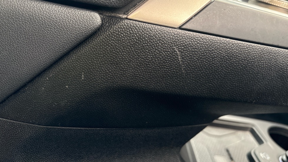 BMW iX scratches