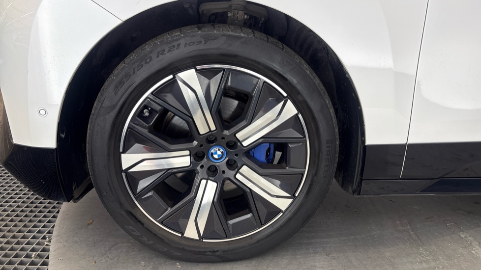 BMW iX ESTATE 240kW xDrive40 M Sport 76.6kWh 5dr Auto