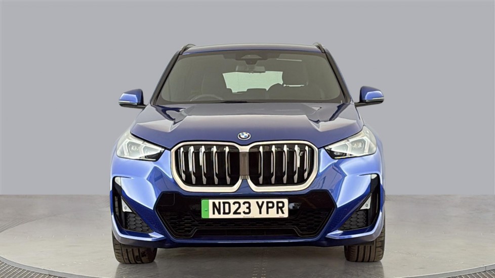 BMW iX1 Image 8