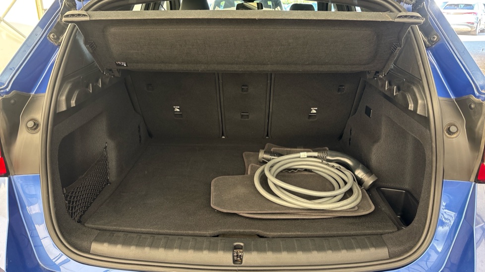 BMW iX1 Image 15