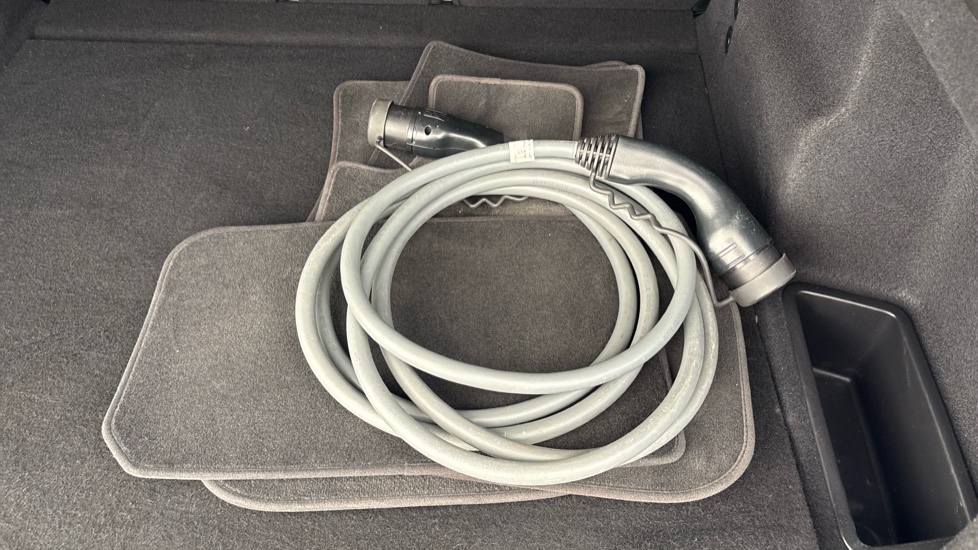 BMW iX1 Image 22