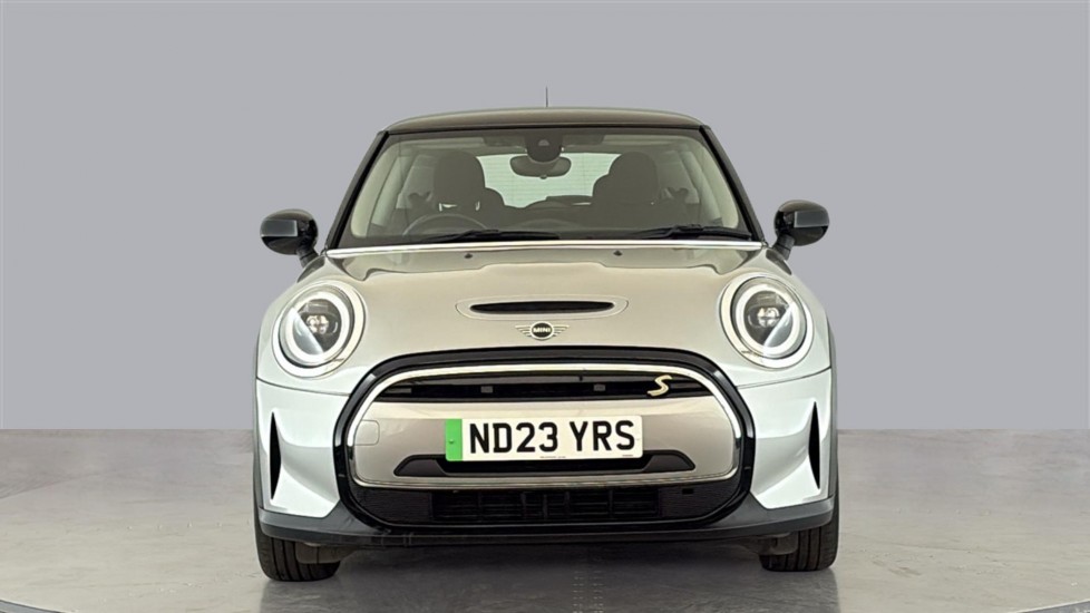 MINI HATCHBACK Image 8