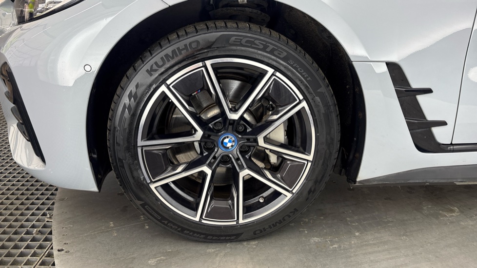 BMW i4 GRAN COUPE 250kW eDrive40 M Sport 83.9kWh 5dr Auto