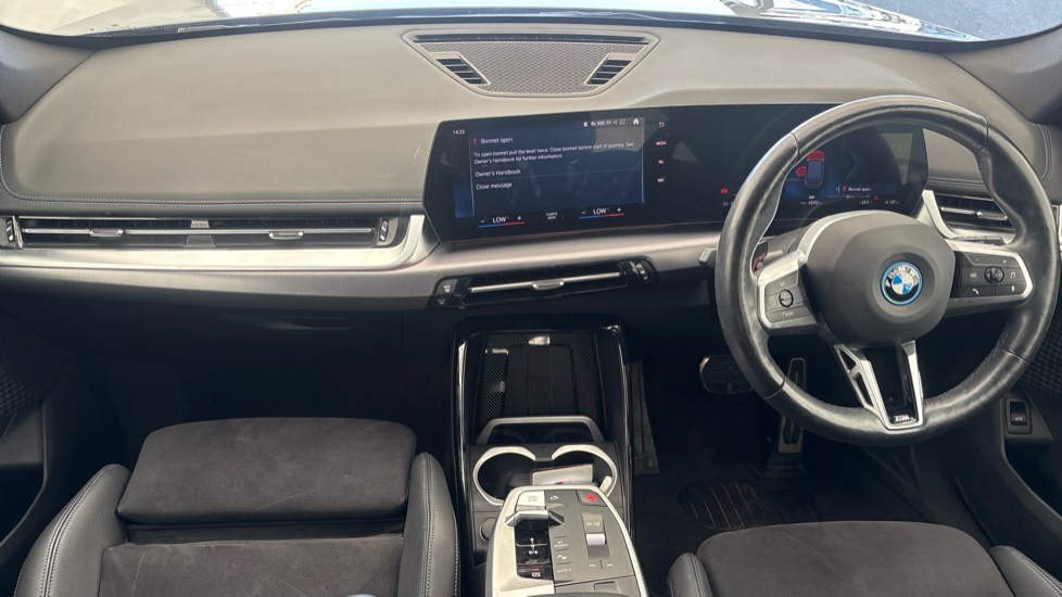 BMW iX1 Image 11