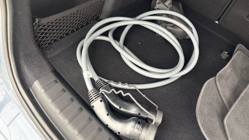 BMW iX1 Image 22
