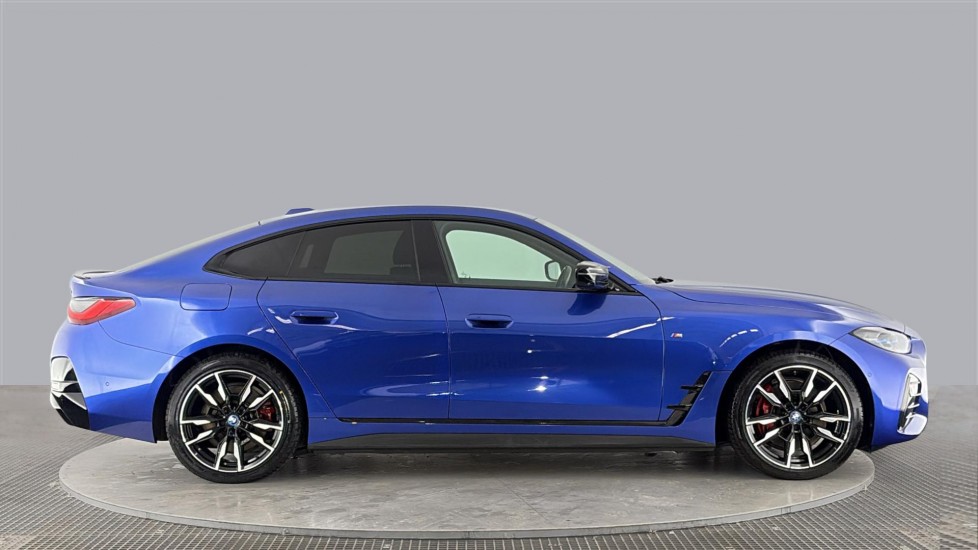 BMW I4 Image 6
