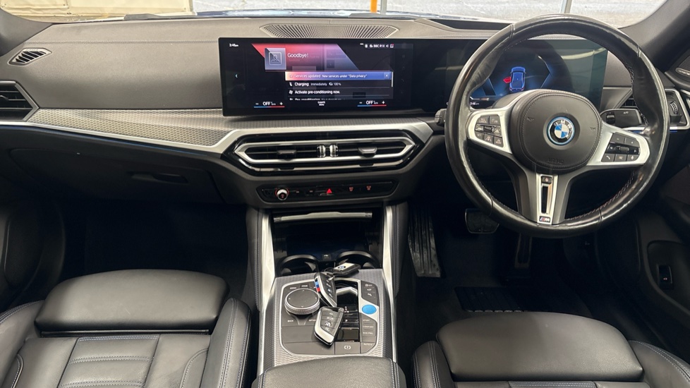 BMW I4 Image 11