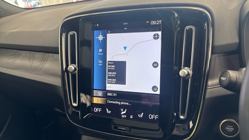 VOLVO XC40 Image 12