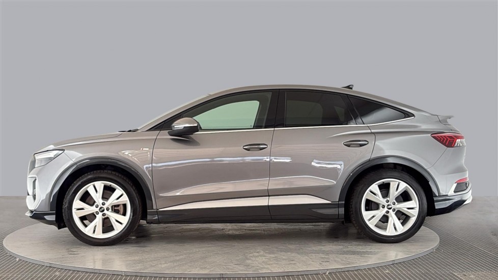 AUDI Q4 Image 2