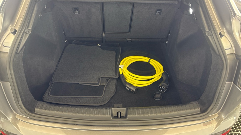 AUDI Q4 Image 15