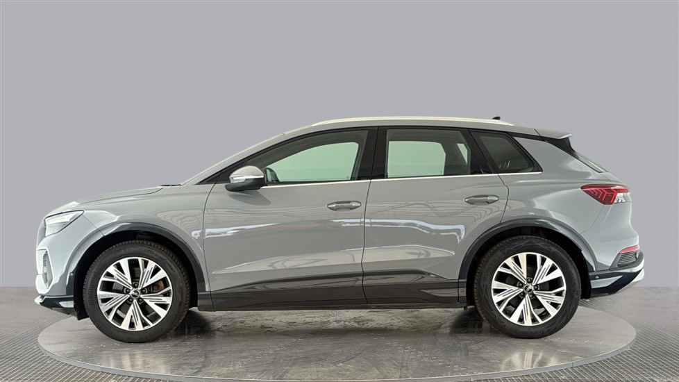 AUDI Q4 Image 2