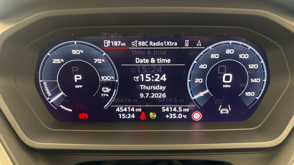 AUDI Q4 Image 13