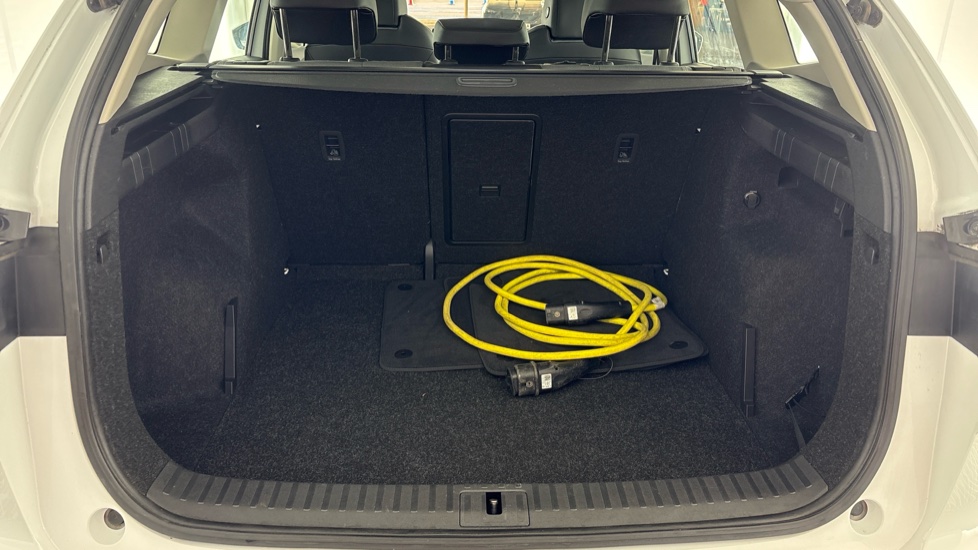 SKODA ENYAQ IV ESTATE 150kW 80 Loft 82kWh 5dr Auto
