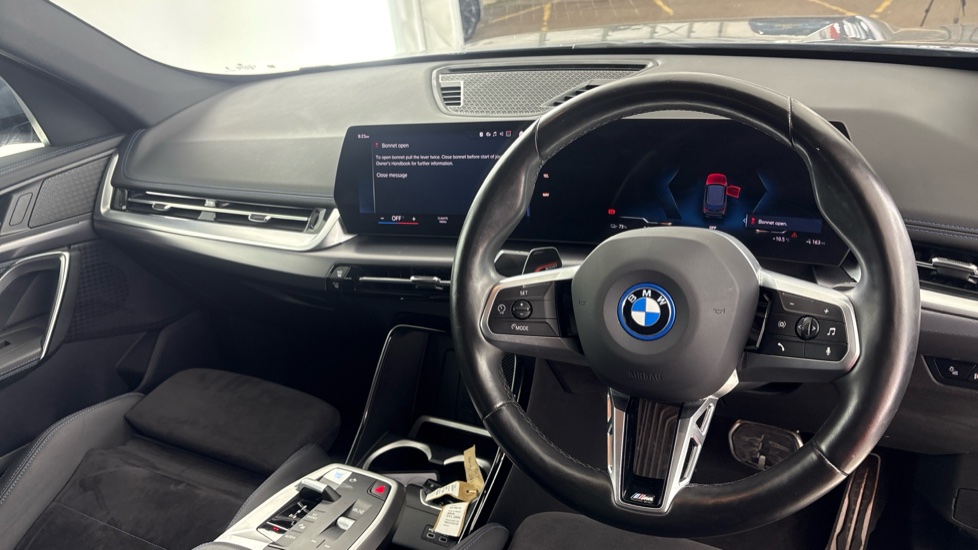 BMW iX1 Image 9
